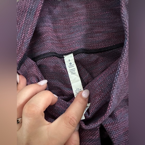 Lululemon Wunder Under Crop Size 6 NWOT - Picture 3 of 3